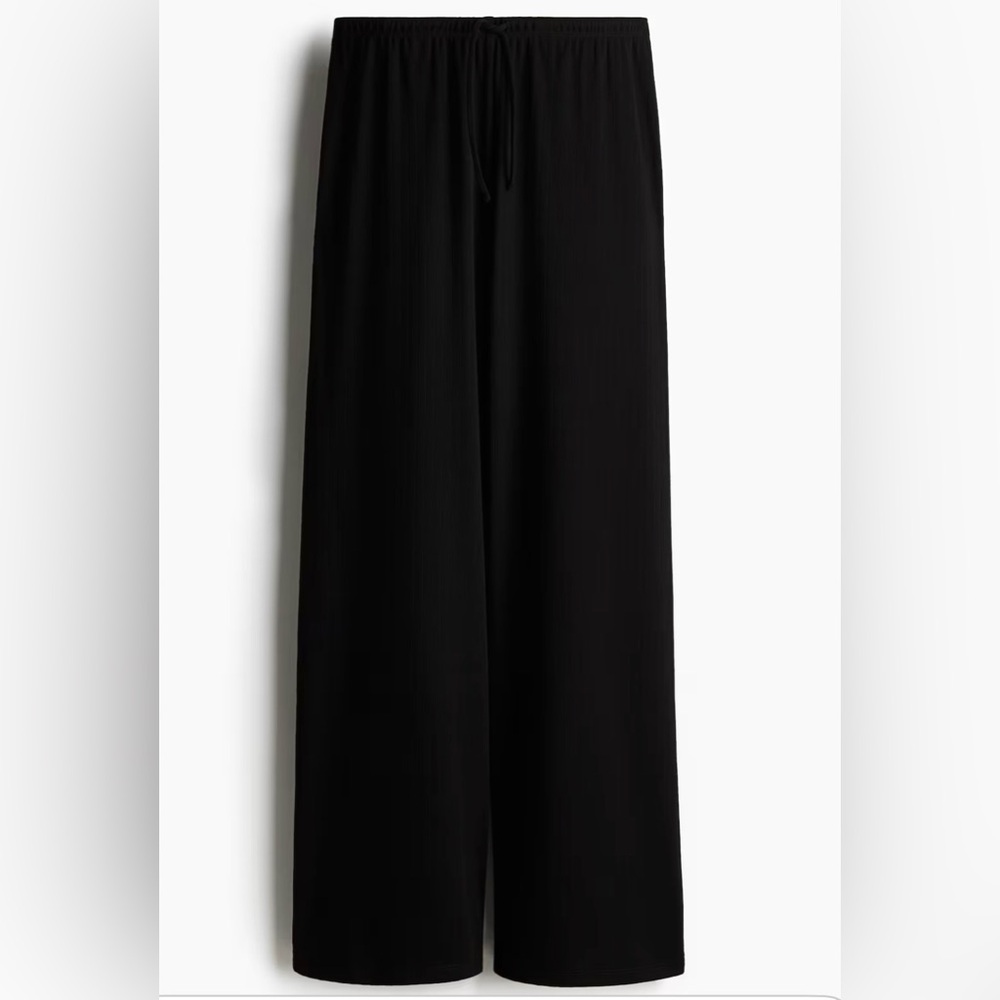 SALE🍁H&M Women's Classic Black Straight Leg Pants